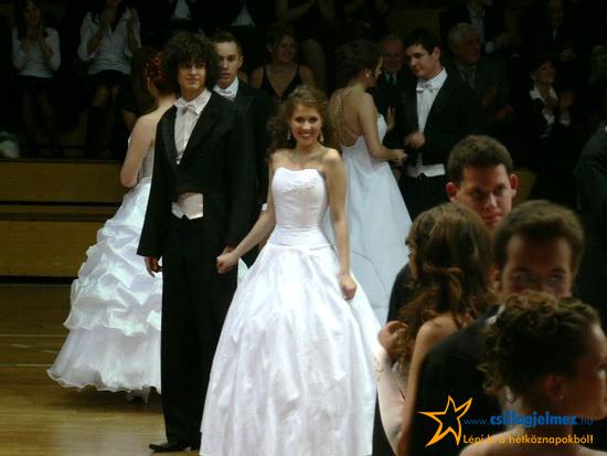 Zsuráfszky Lilla és párja Móricz Zs. Gimnázium 2009